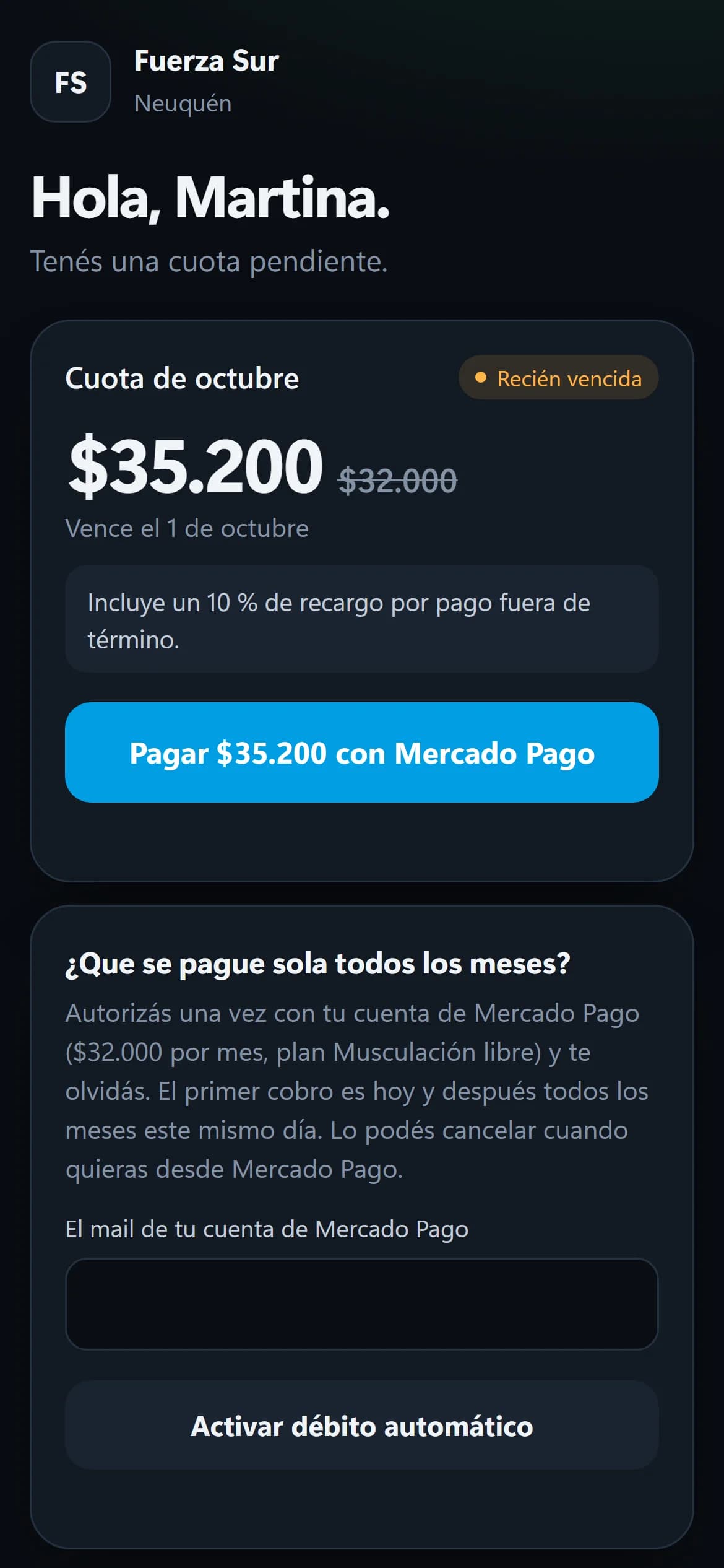 Portal de una socia: la cuota vencida, el monto de hoy con el recargo y el botón para pagar con Mercado Pago